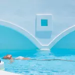 On The Rocks Santorini 4*