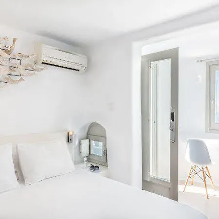 On The Rocks Santorini 4* 易莫洛林