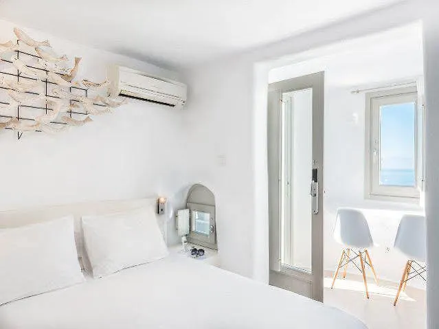 On The Rocks Santorini 4* 易莫洛林